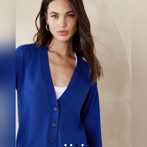 Banana Republic Forever Cardigan - Picture 1 of 6
